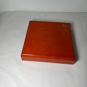 VINTAGE brown wooden necklace display box jewelry box